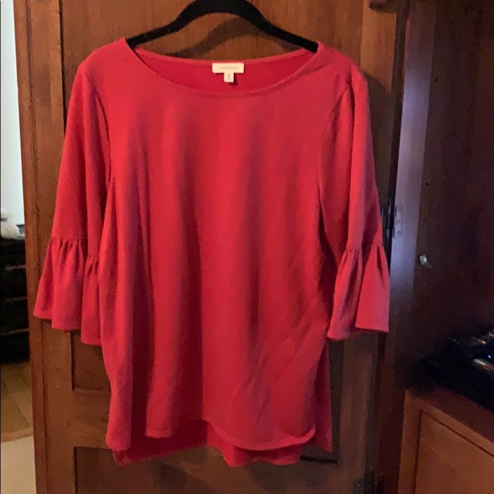 Max studio red cotton shirt sleeve shirt.